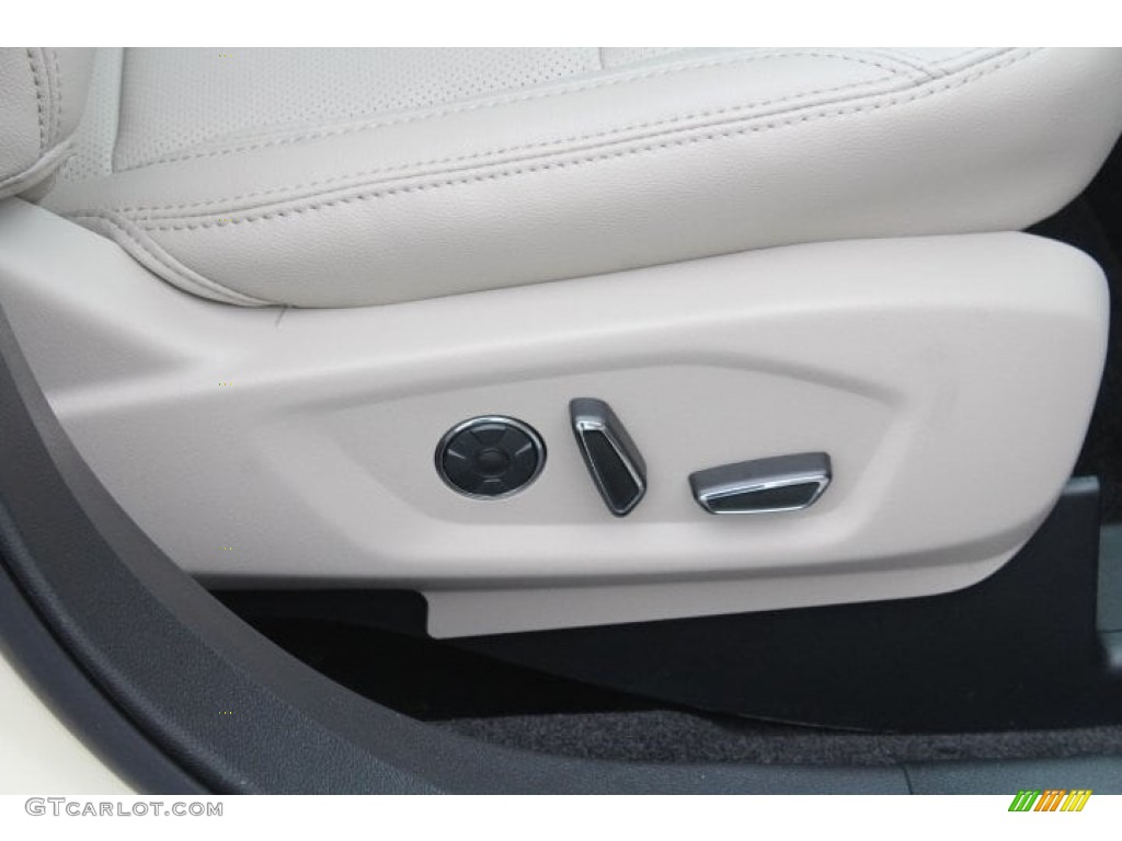 2018 Explorer Limited - Platinum Dune / Medium Stone photo #38