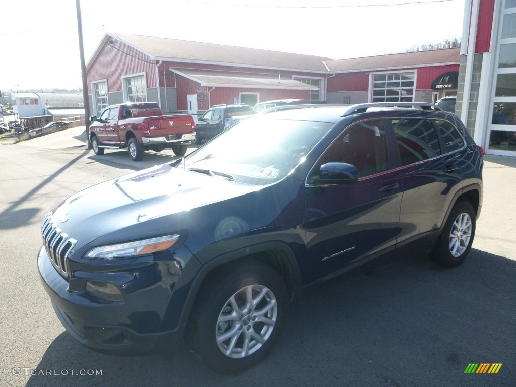 Patriot Blue Pearl Jeep Cherokee