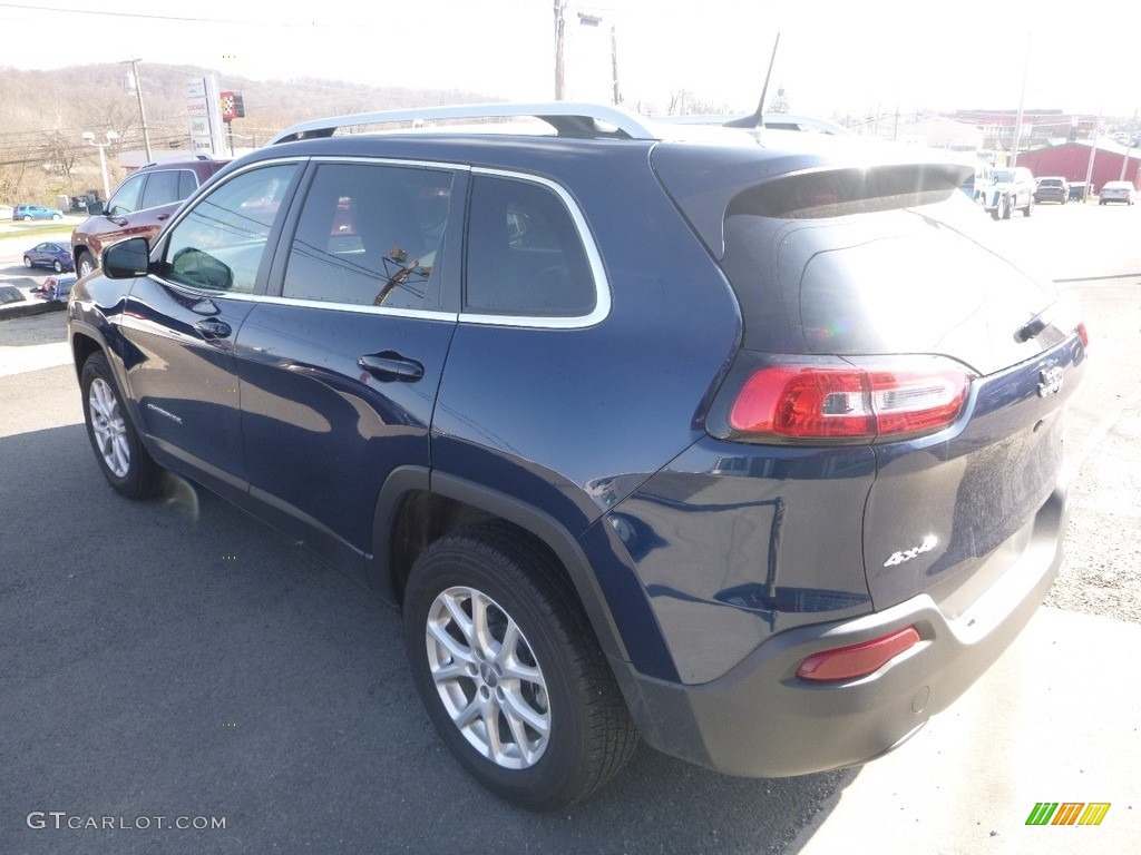 2018 Cherokee Latitude Plus 4x4 - Patriot Blue Pearl / Black photo #3