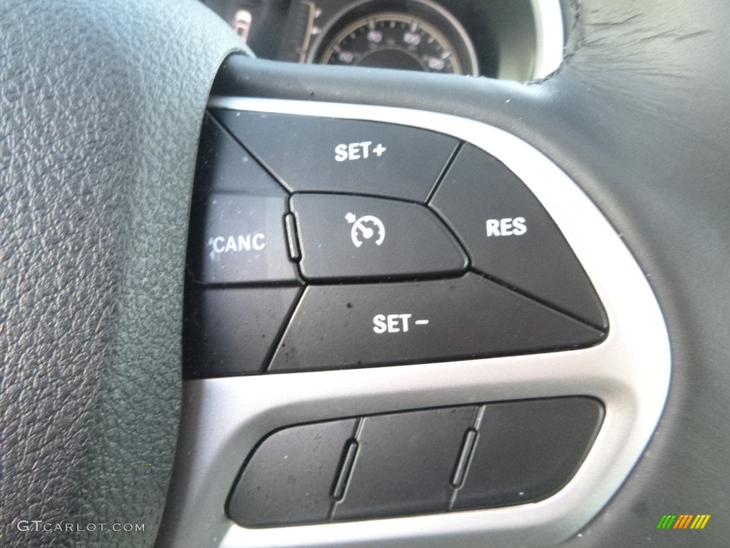 2018 Cherokee Latitude Plus 4x4 - Patriot Blue Pearl / Black photo #18