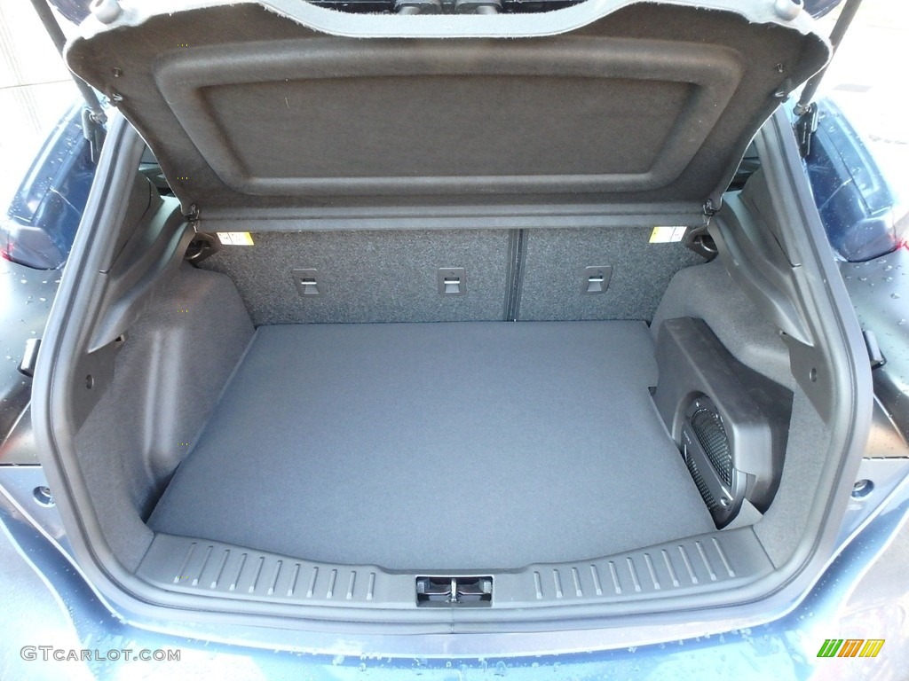 2018 Focus ST Hatch - Blue Metallic / Charcoal Black photo #5