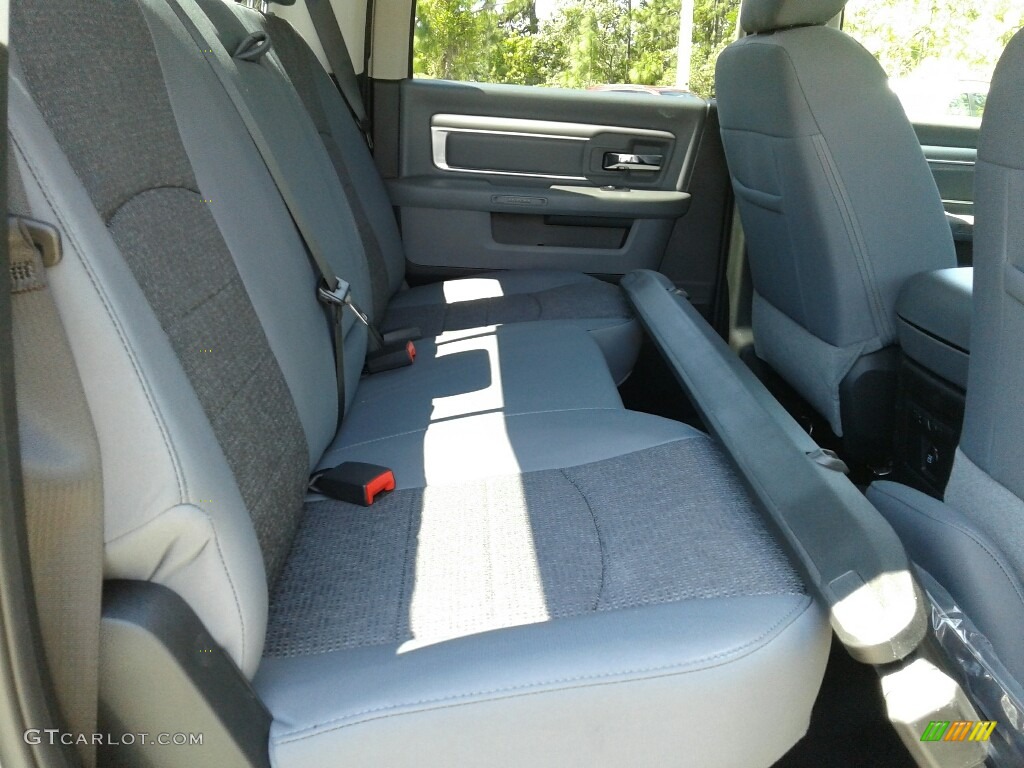 2018 1500 Big Horn Crew Cab - Granite Crystal Metallic / Black/Diesel Gray photo #11