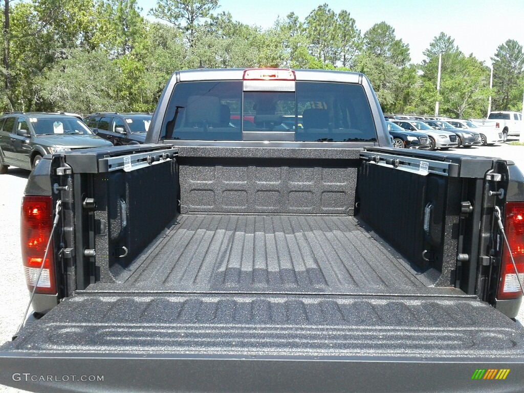 2018 1500 Big Horn Crew Cab - Granite Crystal Metallic / Black/Diesel Gray photo #19
