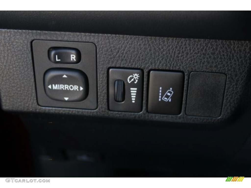 2018 RAV4 XLE - Ruby Flare Pearl / Black photo #21