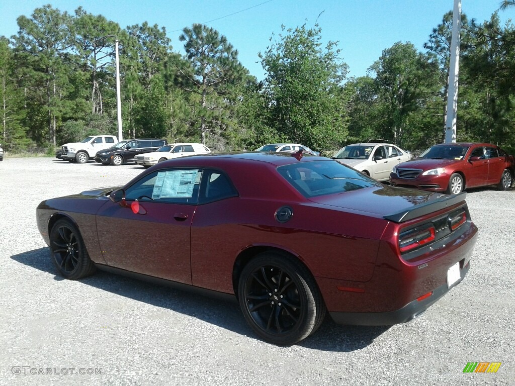 2018 Challenger SXT - Octane Red Pearl / Black photo #3