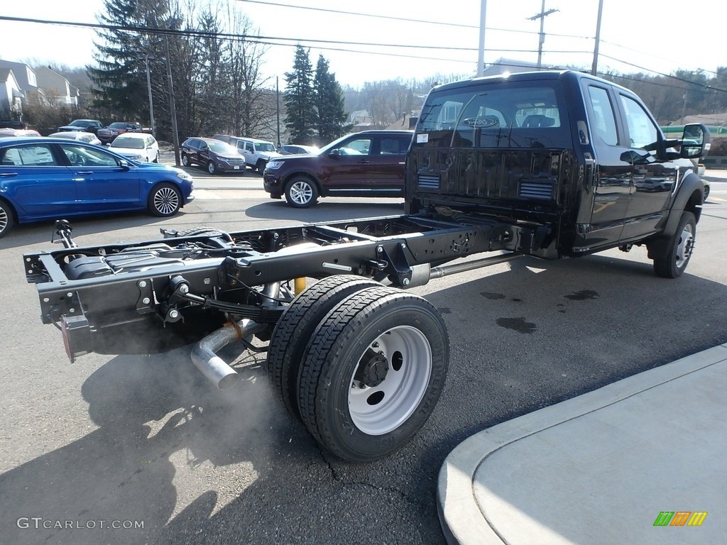 2018 Ford F550 Super Duty XL SuperCab 4x4 Chassis Undercarriage Photo #126565403