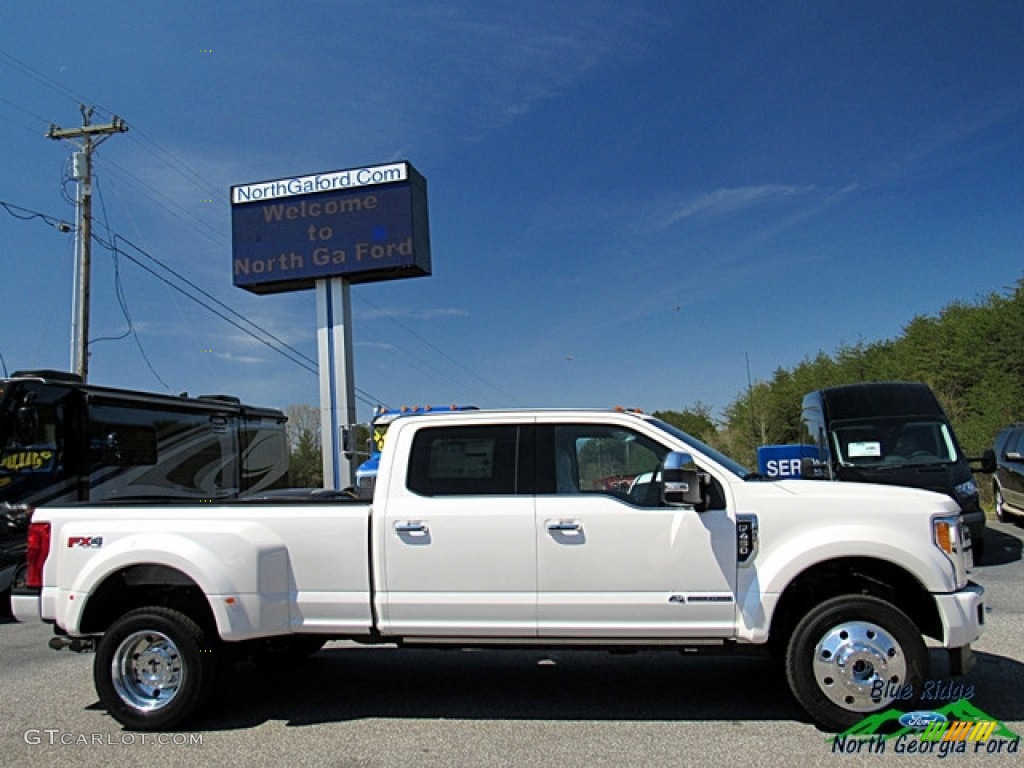 2018 F450 Super Duty Platinum Crew Cab 4x4 - White Platinum / Black photo #6