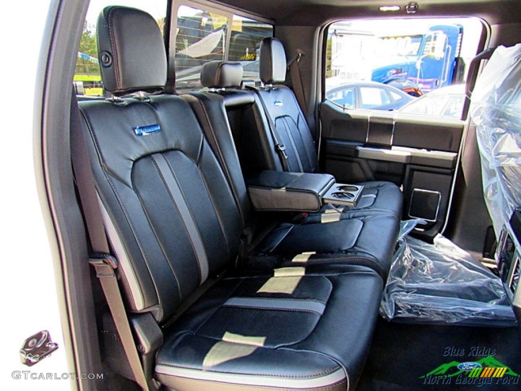 2018 F450 Super Duty Platinum Crew Cab 4x4 - White Platinum / Black photo #12