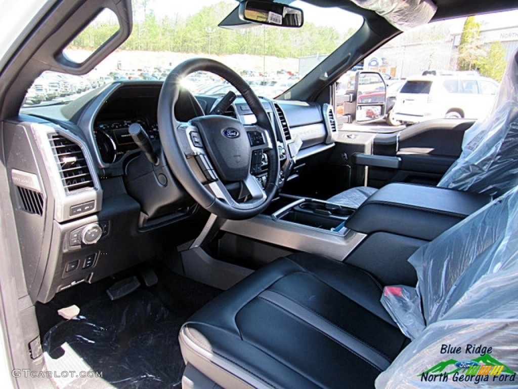 2018 F450 Super Duty Platinum Crew Cab 4x4 - White Platinum / Black photo #34