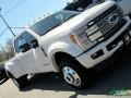 White Platinum - F450 Super Duty Platinum Crew Cab 4x4 Photo No. 38