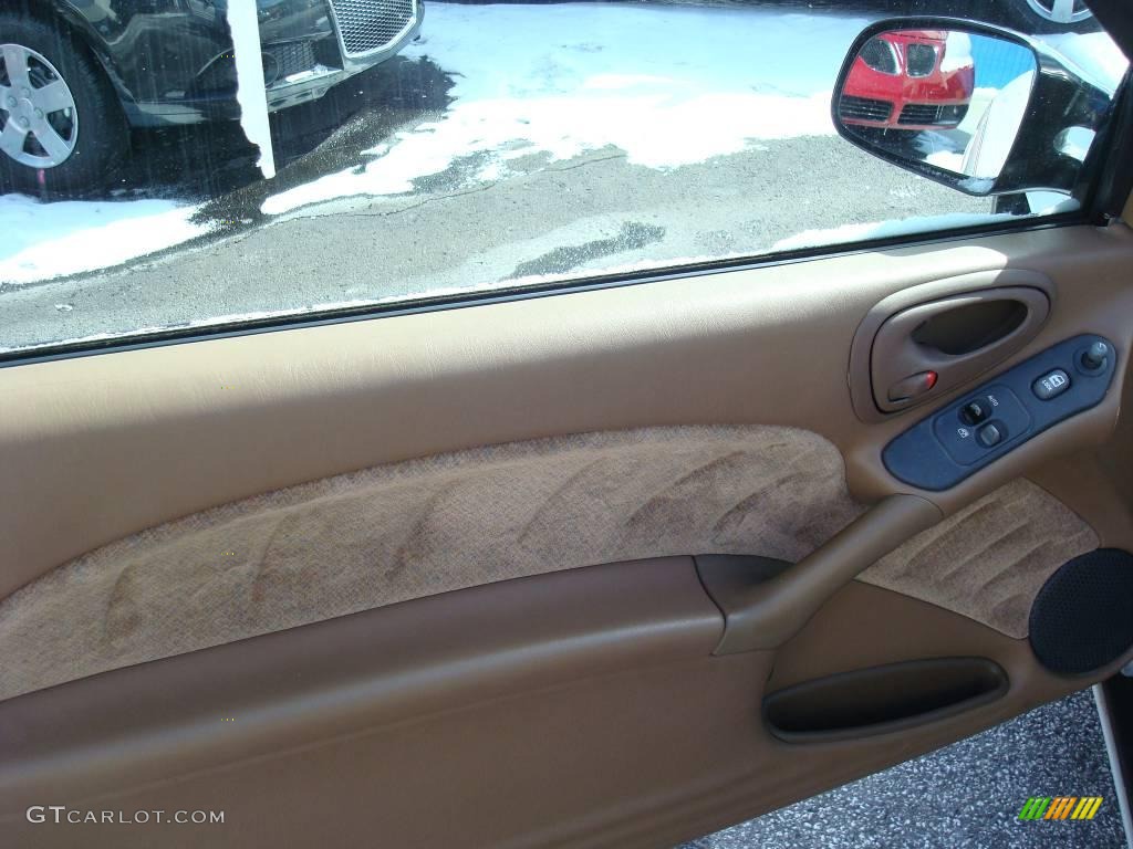 1999 Grand Am SE Coupe - Arctic White / Camel photo #13
