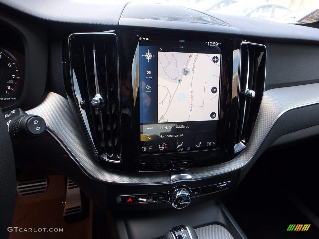 2018 Volvo XC60 T6 AWD R Design Navigation Photo #126574877
