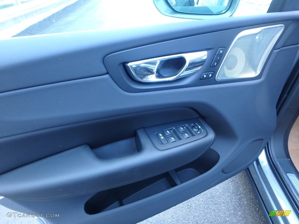 2018 Volvo XC60 T6 AWD Inscription Charcoal Door Panel Photo #126575117