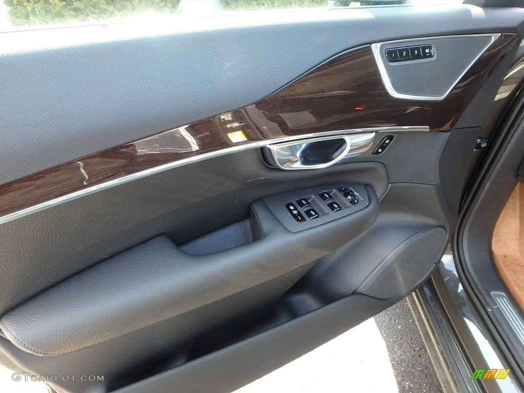 2018 XC90 T6 AWD Momentum - Pine Grey Metallic / Charcoal photo #11