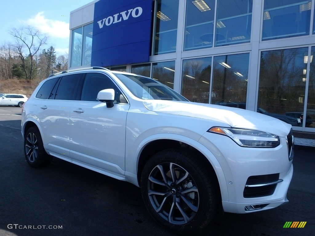 Crystal White Pearl Metallic 2018 Volvo XC90 T5 AWD Momentum Exterior Photo #126575993