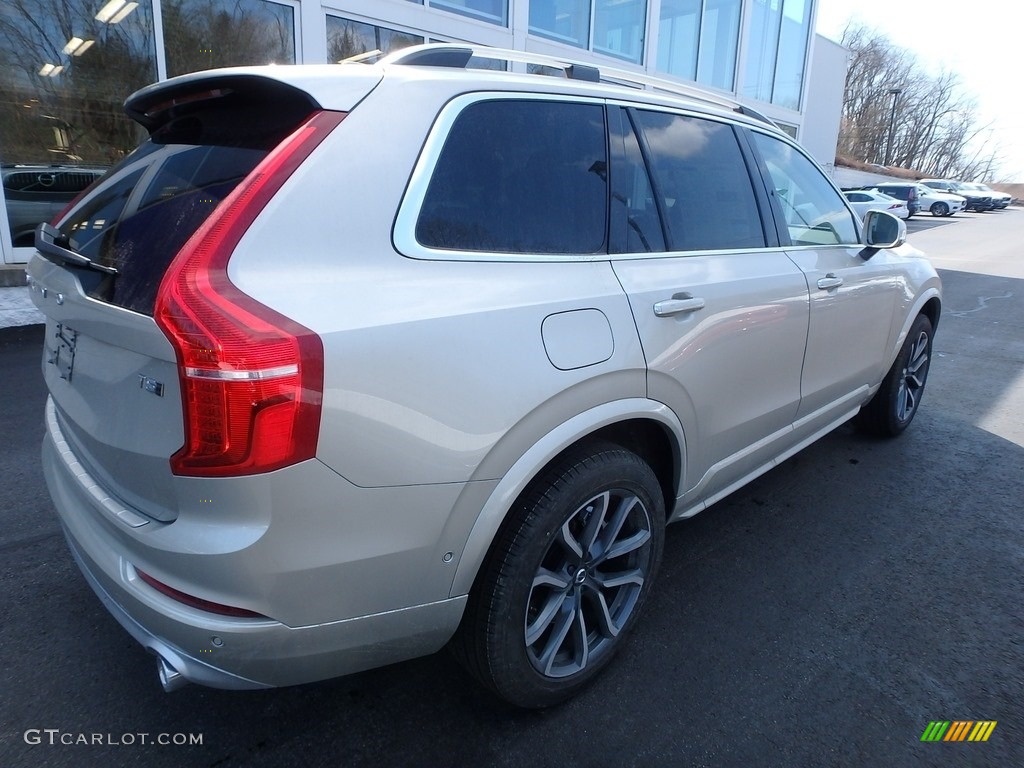 2018 XC90 T5 AWD Momentum - Luminous Sand Metallic / Blonde photo #2