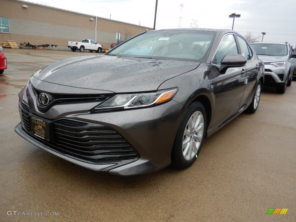 2018 Camry LE - Predawn Gray Mica / Black photo #1