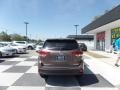 Toasted Walnut Pearl - Highlander XLE AWD Photo No. 4