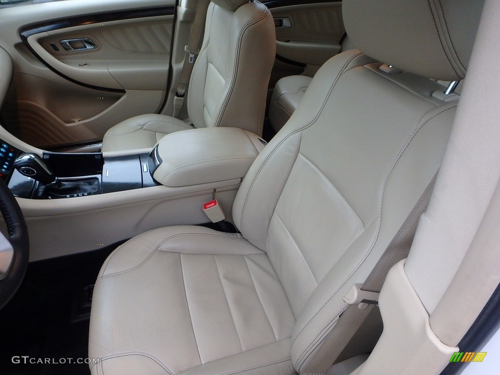 2017 Taurus Limited - White Platinum / Charcoal Black photo #15