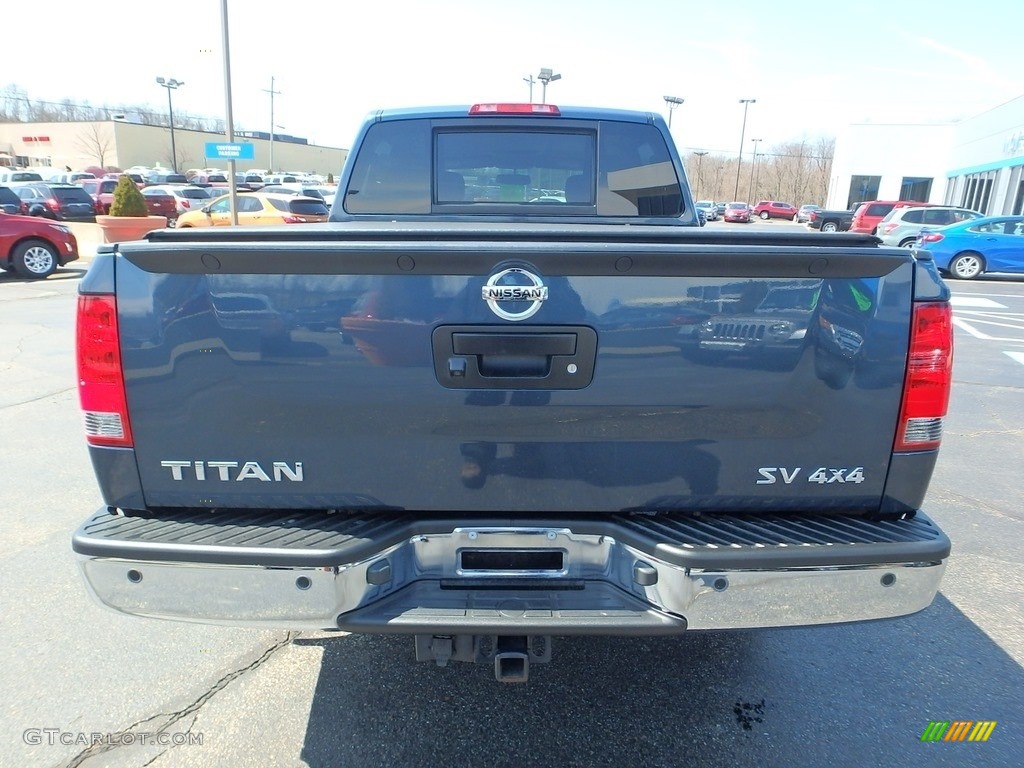 2013 Titan SV Crew Cab 4x4 - Graphite Blue / Charcoal photo #6