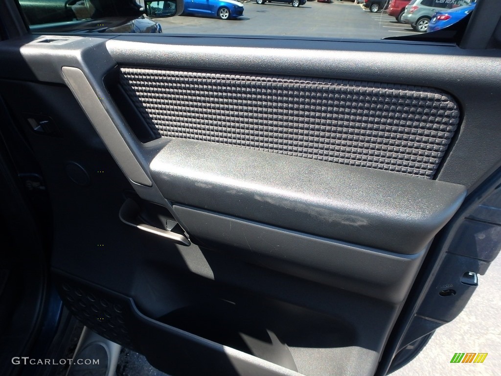 2013 Titan SV Crew Cab 4x4 - Graphite Blue / Charcoal photo #18