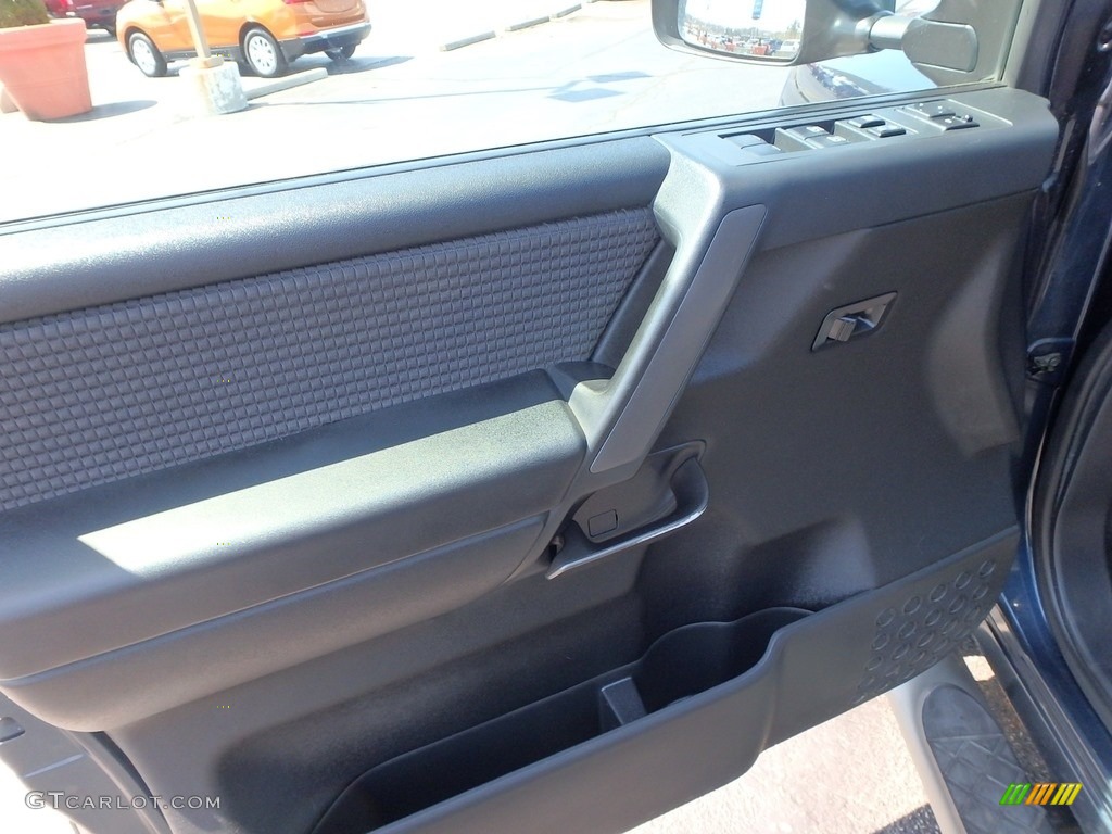2013 Titan SV Crew Cab 4x4 - Graphite Blue / Charcoal photo #23