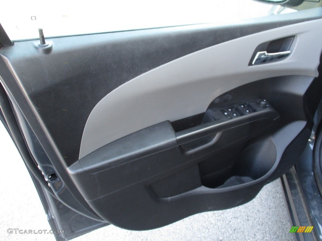 2013 Sonic LT Hatch - Cyber Gray Metallic / Dark Pewter/Dark Titanium photo #10