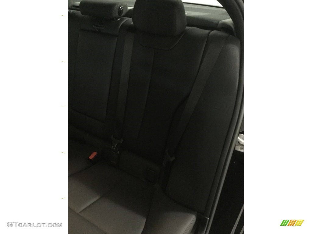 2018 3 Series 330i xDrive Sedan - Jet Black / Black photo #13