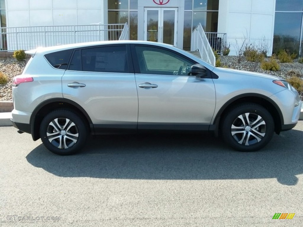 2018 RAV4 LE - Silver Sky Metallic / Black photo #2