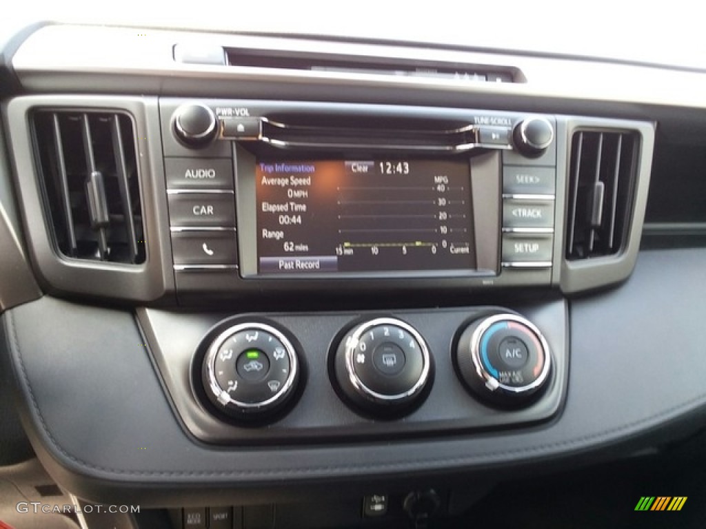 2018 RAV4 LE - Silver Sky Metallic / Black photo #14