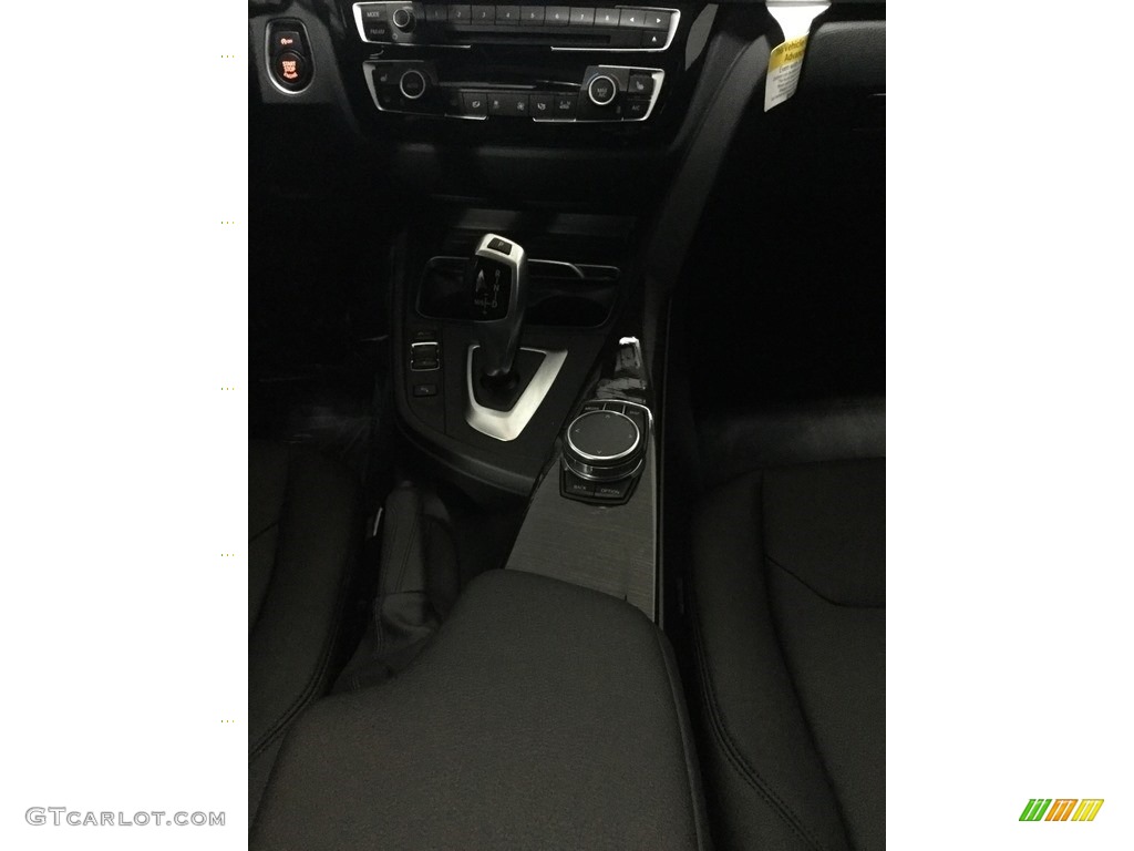 2018 3 Series 320i xDrive Sedan - Glacier Silver Metallic / Black photo #25