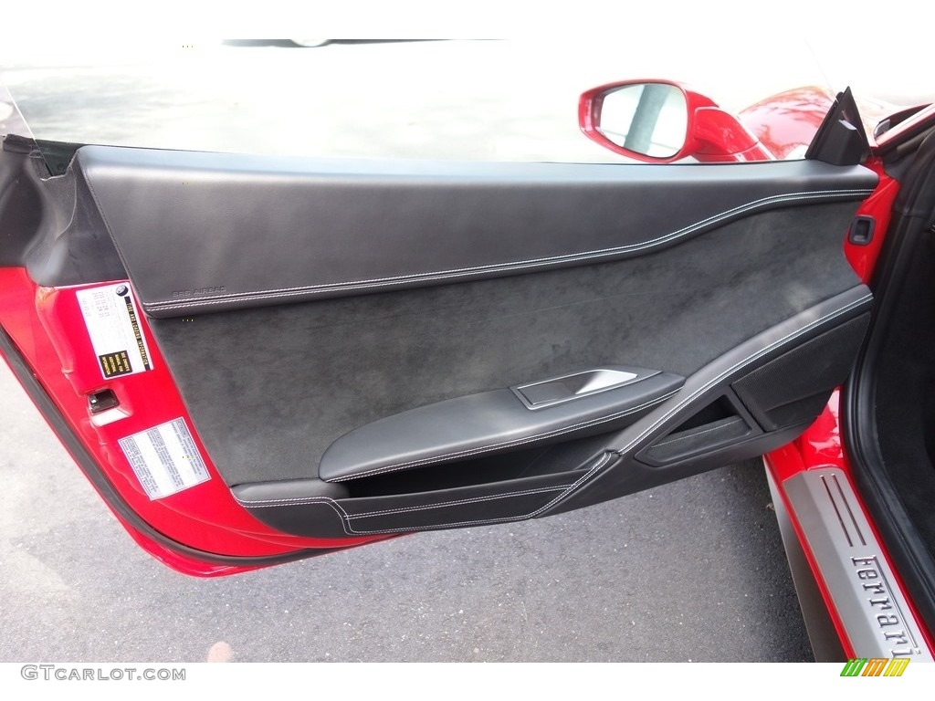 2013 Ferrari 458 Italia Door Panel Photos