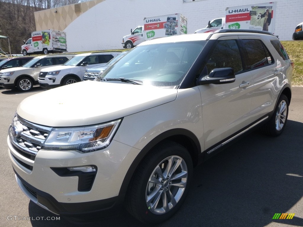 2018 Explorer XLT 4WD - Platinum Dune / Ebony Black photo #5