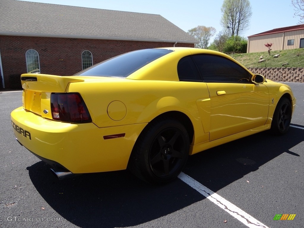 2004 Mustang Cobra Coupe - Screaming Yellow / Dark Charcoal photo #8