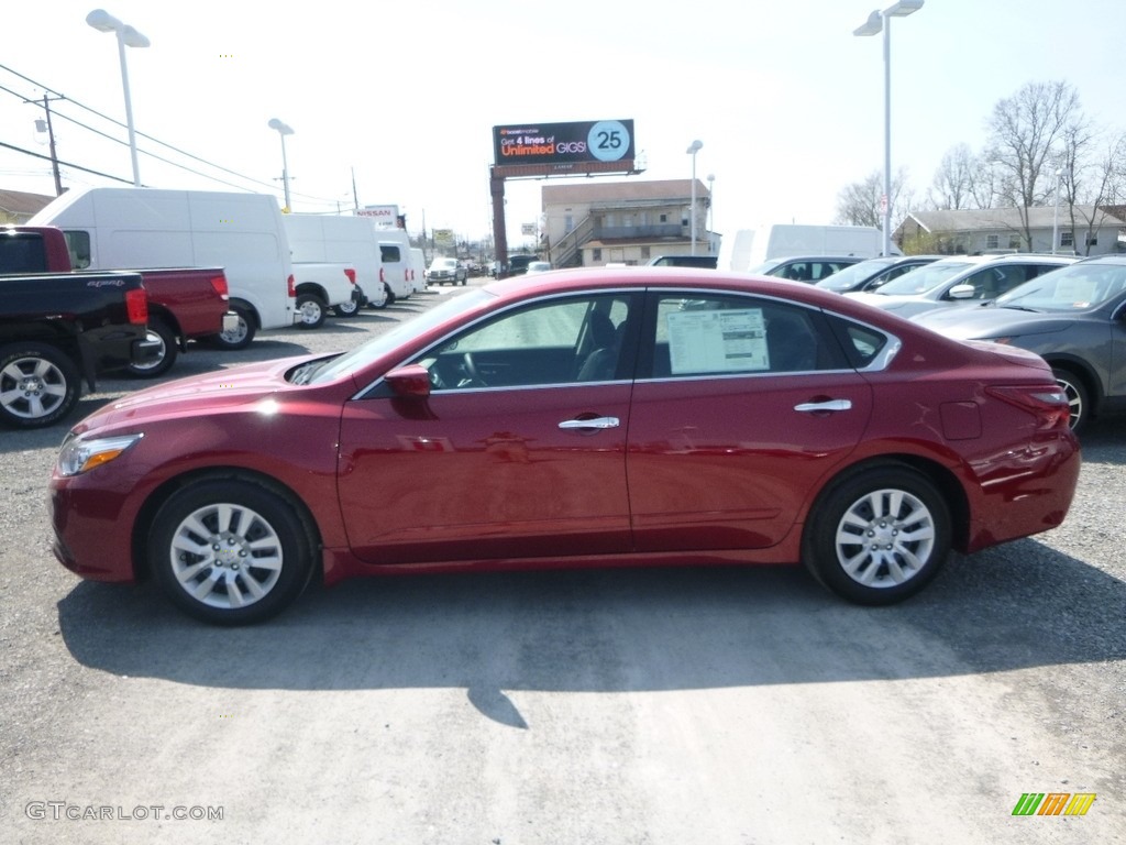 2018 Altima 2.5 S - Scarlet Ember / Charcoal photo #7