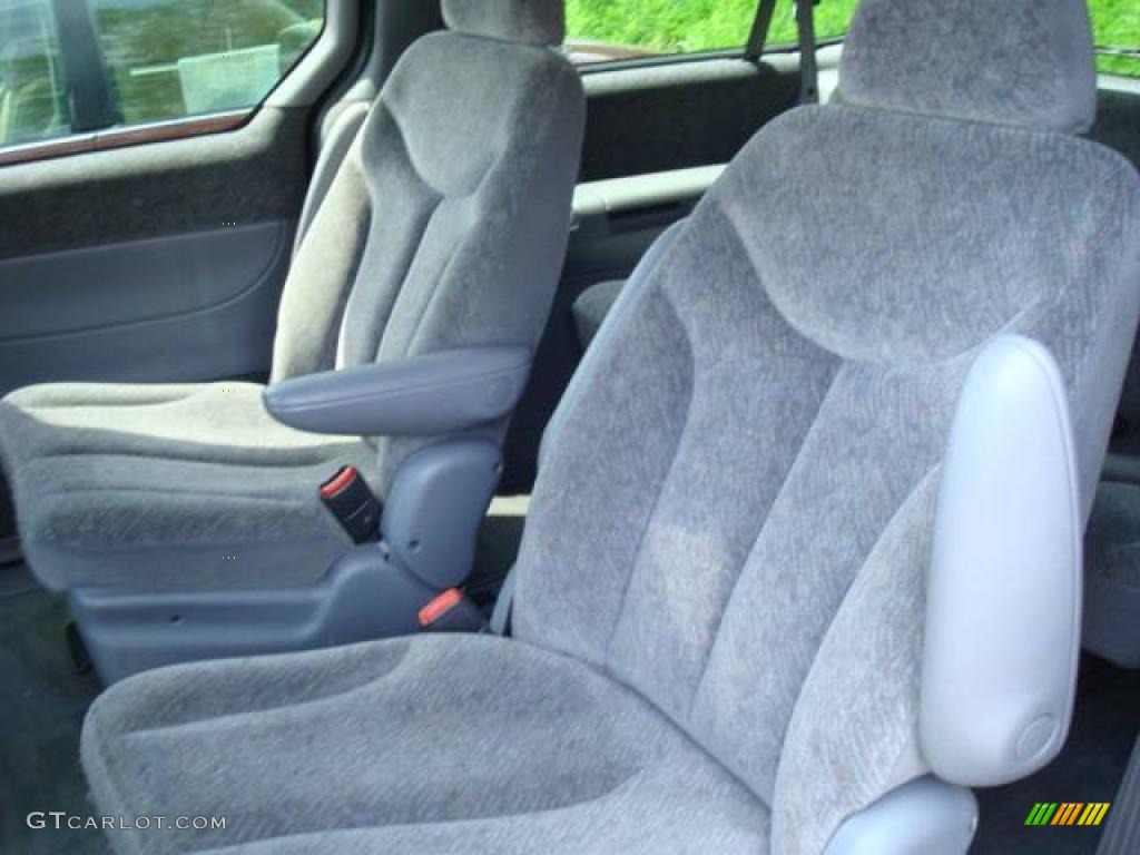 1999 Grand Voyager SE - Deep Cranberry Pearl / Mist Gray photo #9