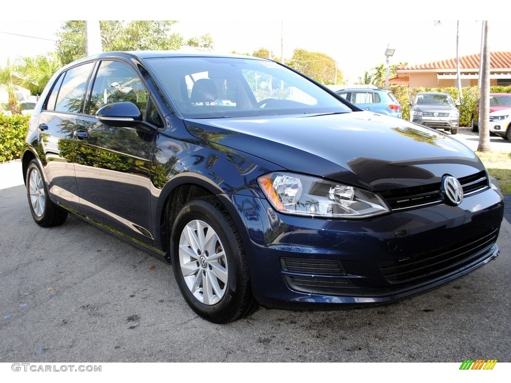 2017 Golf 4 Door 1.8T S - Night Blue Metallic / Titan Black photo #2