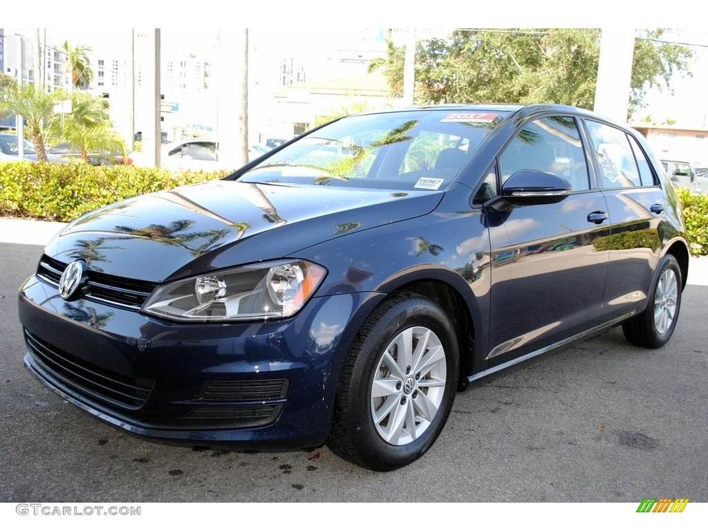 2017 Golf 4 Door 1.8T S - Night Blue Metallic / Titan Black photo #5