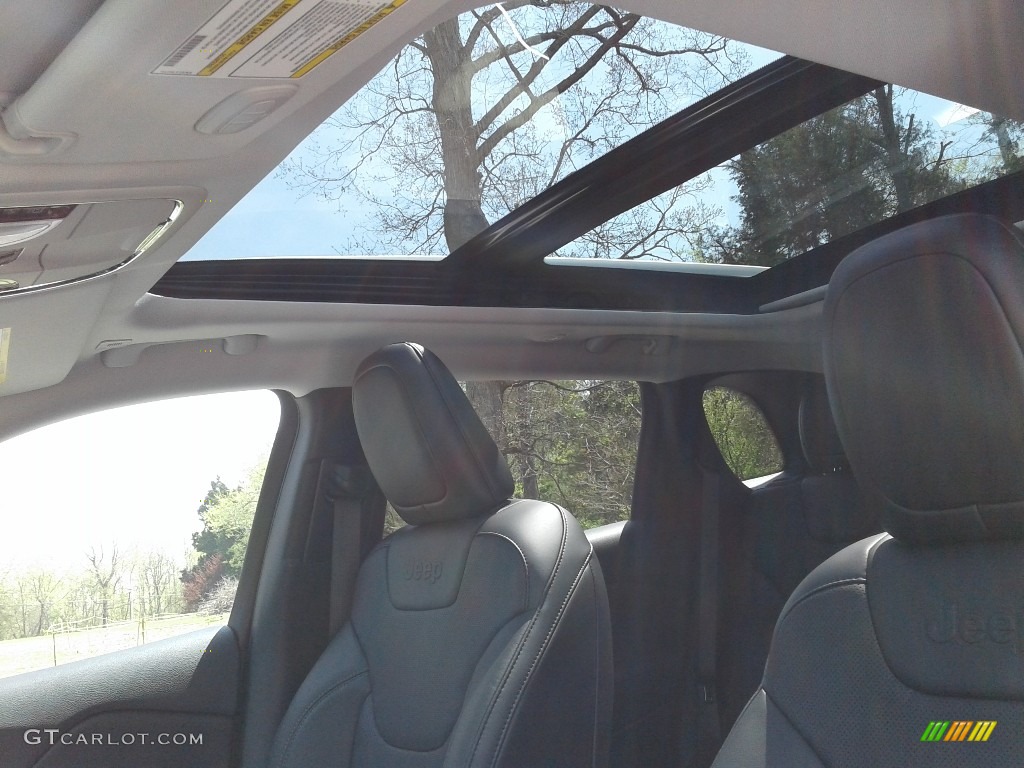 2019 Jeep Cherokee Limited Sunroof Photo #126620295