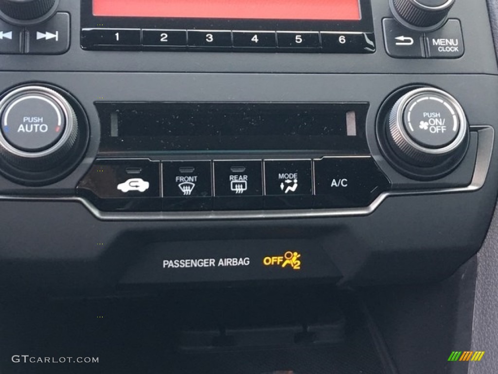 2018 Honda Civic Sport Hatchback Controls Photos
