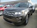 2018 Magnetic Metallic Ford Explorer XLT 4WD  photo #1