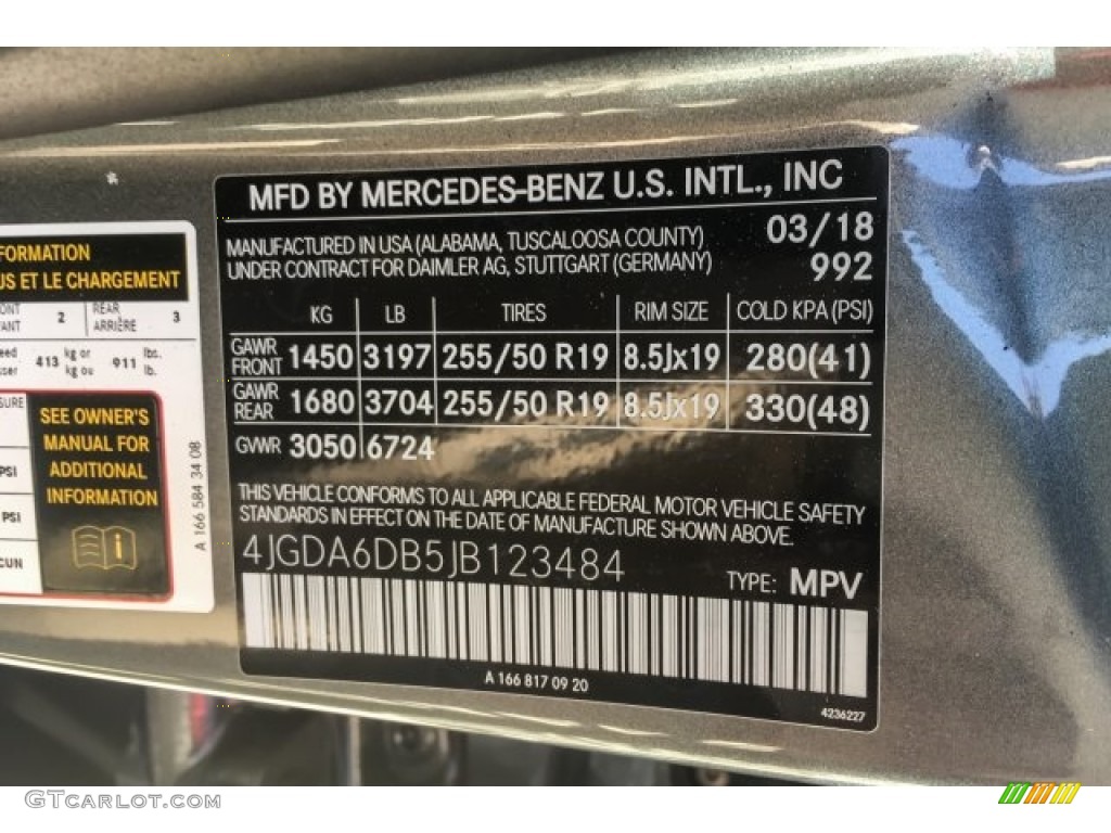 2018 GLE Color Code 992 for Selenite Grey Metallic Photo #126627276