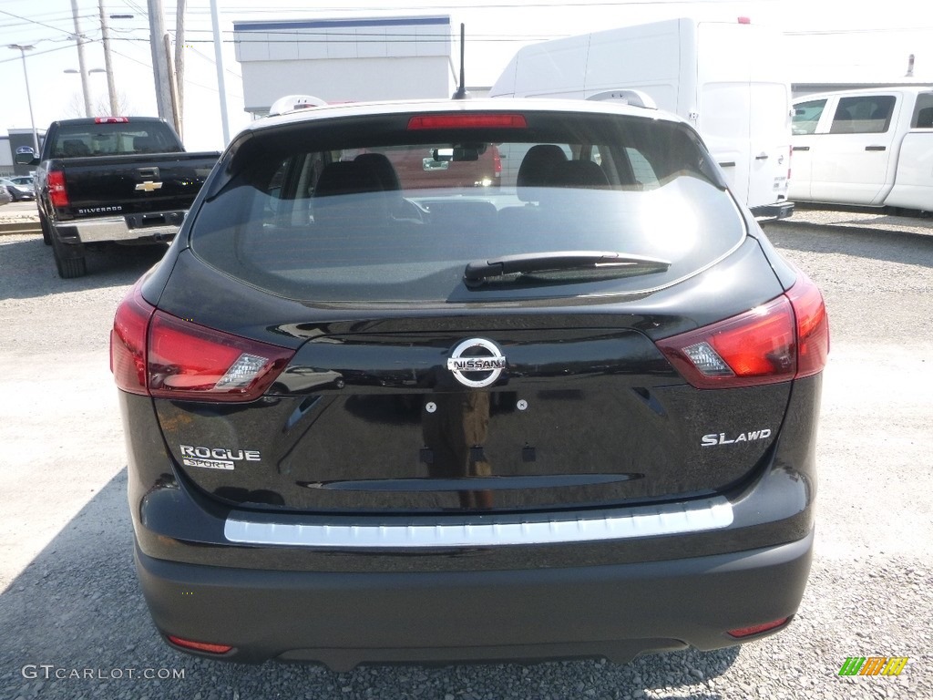 2018 Rogue Sport SL AWD - Magnetic Black / Charcoal photo #5