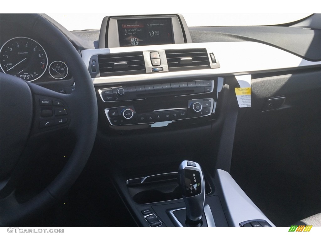 2018 3 Series 320i Sedan - Glacier Silver Metallic / Black photo #6