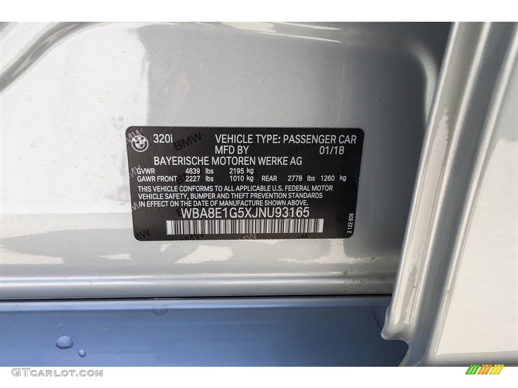 2018 3 Series 320i Sedan - Glacier Silver Metallic / Black photo #11