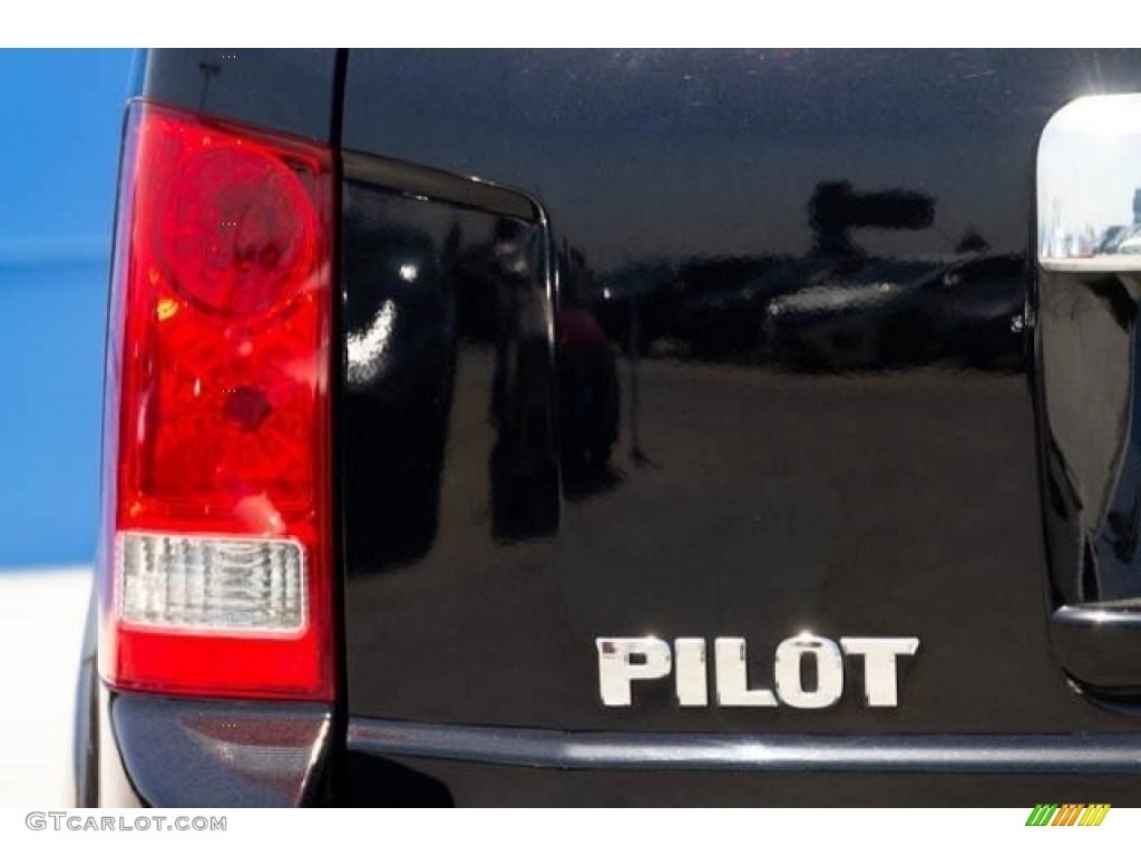 2015 Pilot EX-L - Crystal Black Pearl / Gray photo #11