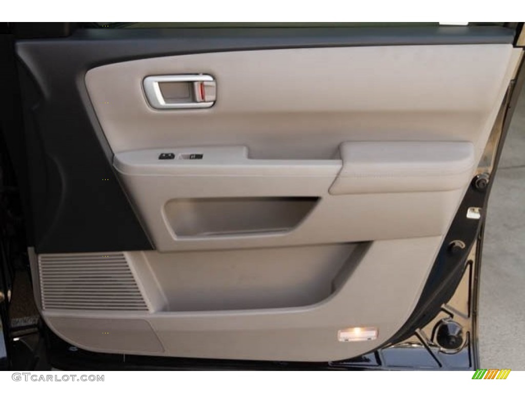 2015 Pilot EX-L - Crystal Black Pearl / Gray photo #32