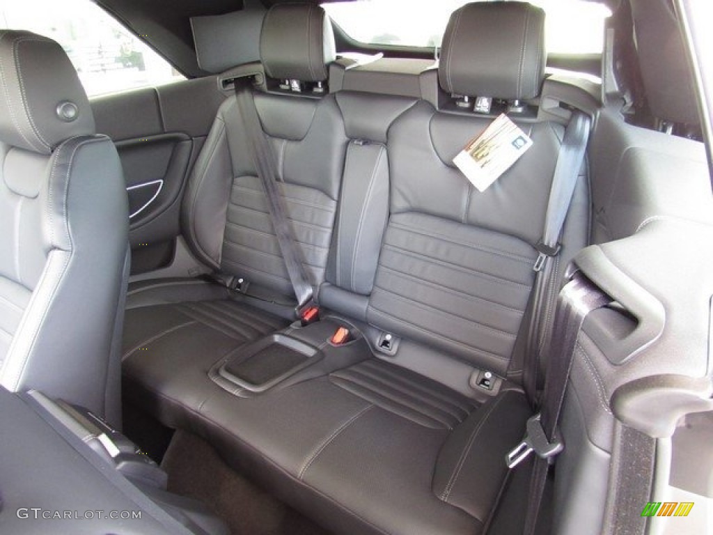 2018 Land Rover Range Rover Evoque Convertible HSE Dynamic Rear Seat Photo #126647118