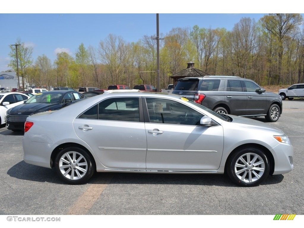 2012 Camry XLE V6 - Classic Silver Metallic / Ivory photo #2