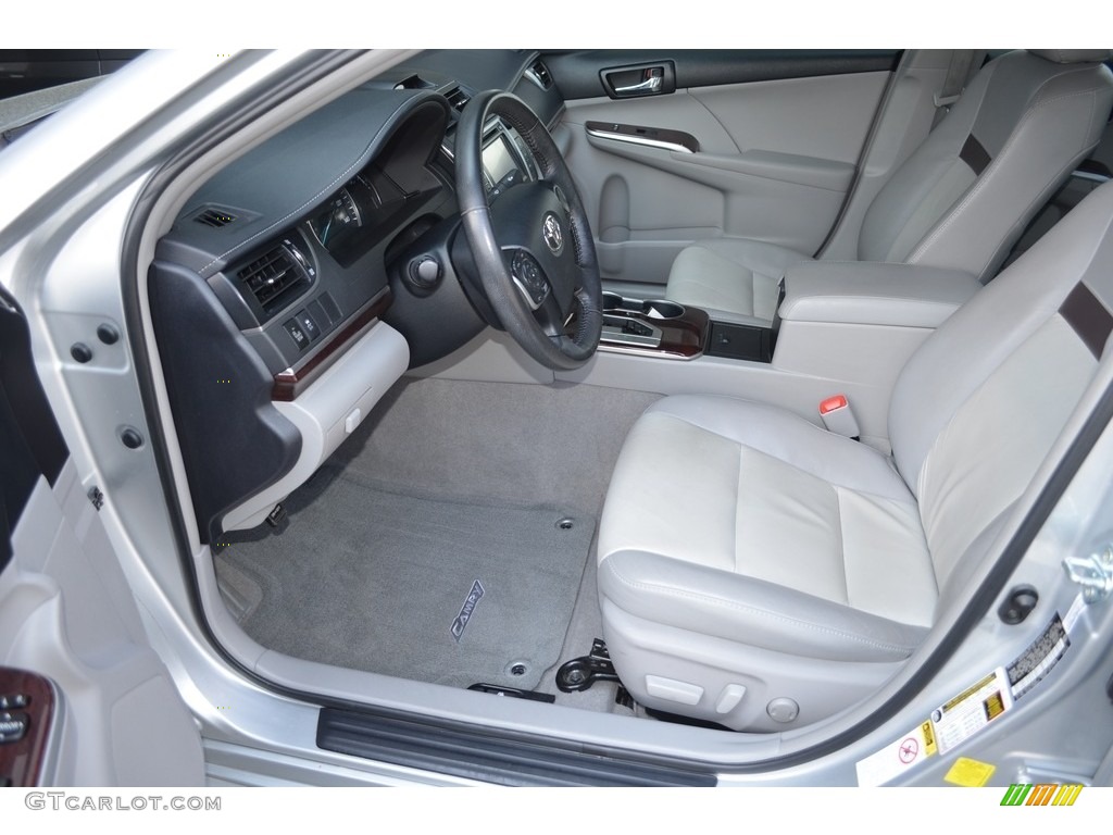 2012 Camry XLE V6 - Classic Silver Metallic / Ivory photo #9